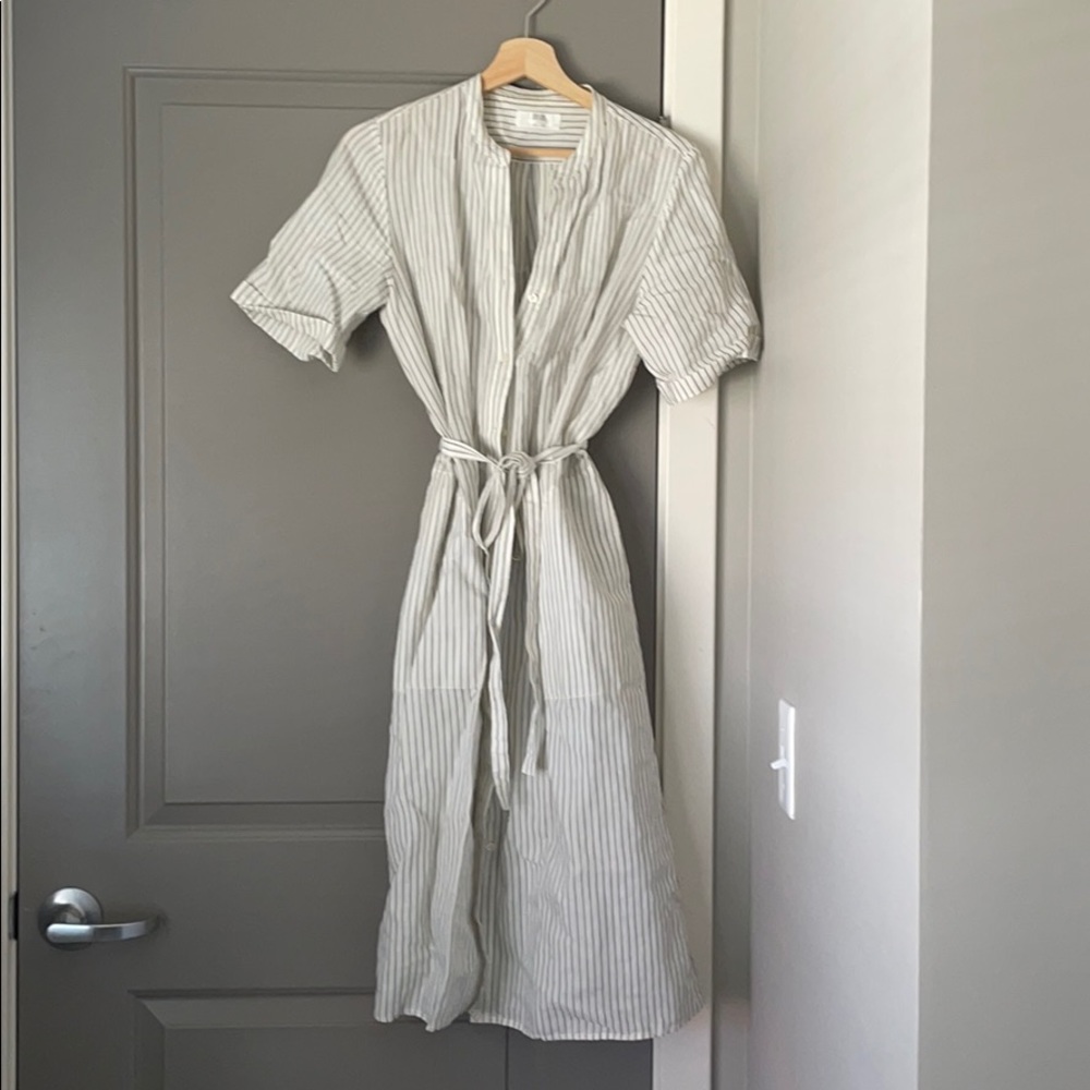 Uniqlo button down dress